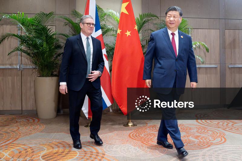 Analysis-A year into Trump presidency, 'pivot to China' gathers pace