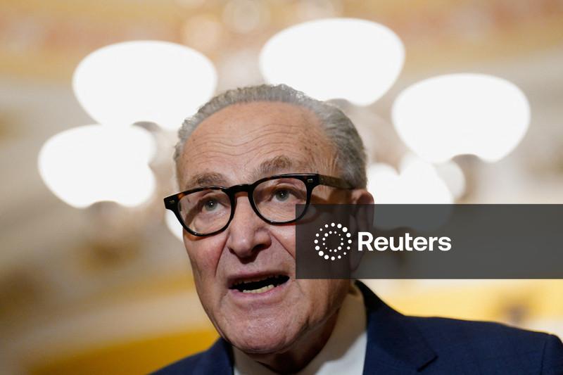 US Senate Democrats demand immigration reforms to avert shutdown