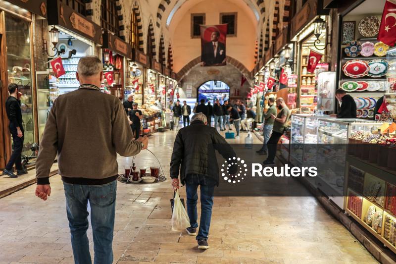 Turkey monthly inflation to rise 4.32% in January, annual rate seen slowing to 30%