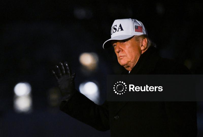 Trump condemns, won't apologize for video depicting Obamas as apes