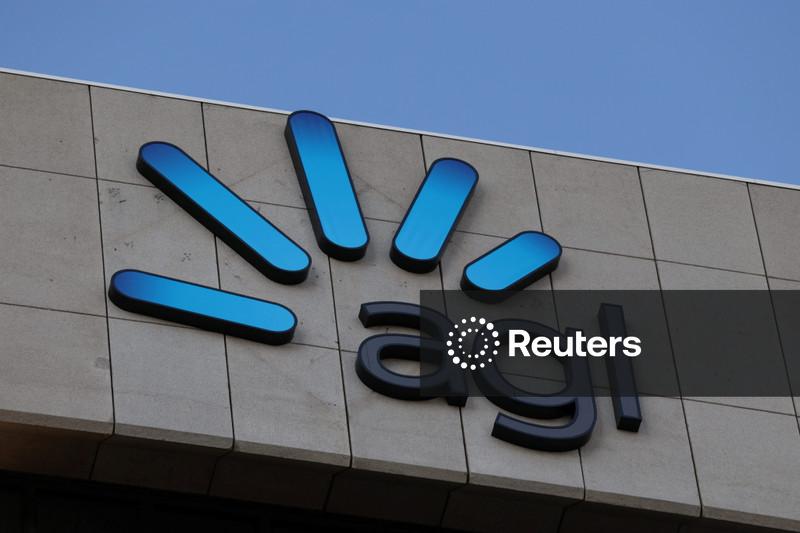 Australia's AGL Energy tightens annual earnings outlook on retail margin boost