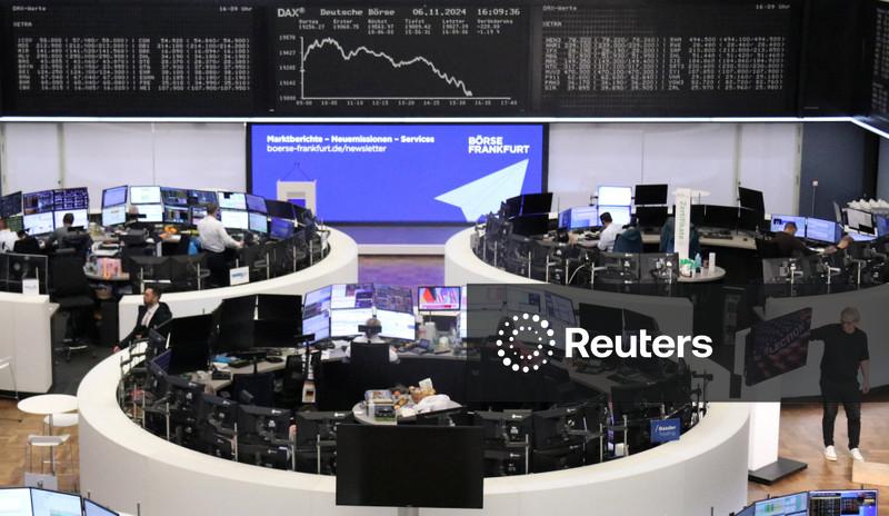 Morning Bid: Jobs in rearview, earnings next