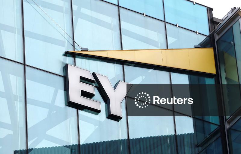 Four partners leave EY after potential breaches of Shell audit, FT reports