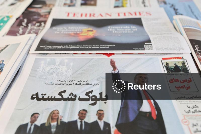 Analysis-Trump pushes US toward war with Iran as advisers urge focus on economy