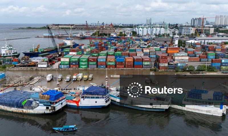 Indonesian trade surplus widened in Jan to $2.76 billion, Reuters poll shows