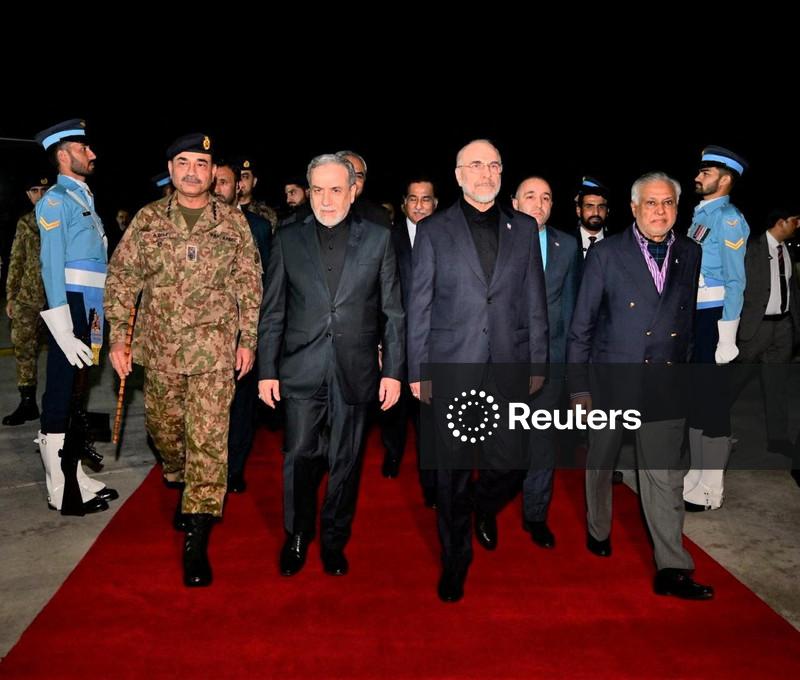 US, Iran teams in Pakistan for peace talks but doubts emerge over Lebanon, sanctions