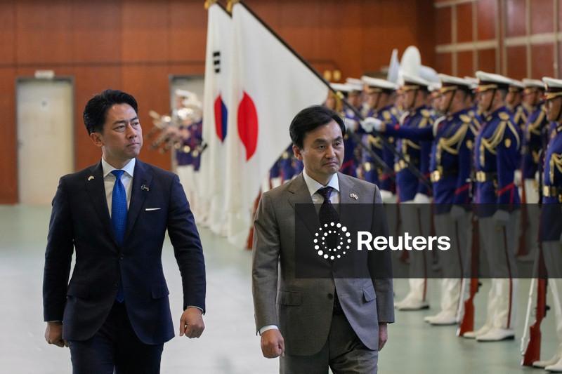 South Korea, Japan discuss military-logistics support deal, Seoul says