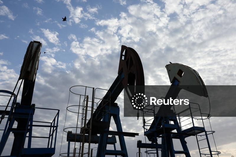Oil prices slip as Iran cites progress with Oman on Hormuz agreement