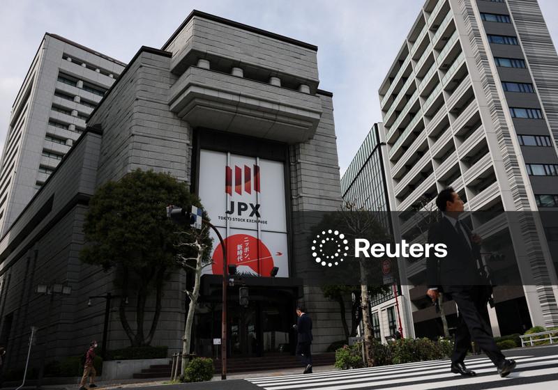 Asian stocks head for strong weekly gains as US rate hike bets fade
