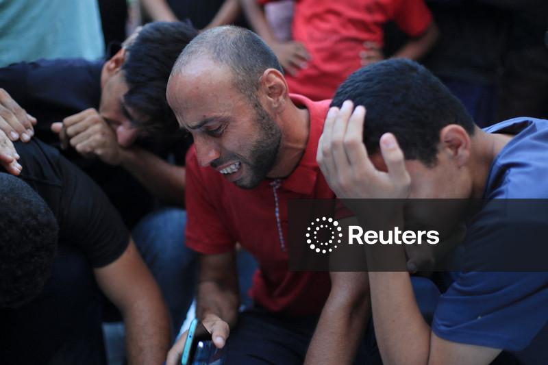 Israel kills six in Gaza on day after Kushner meeting with Netanyahu, medics say