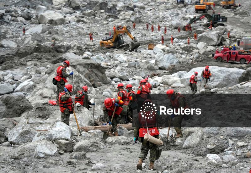 At flood-destroyed China-Nepal border, no sign of a once-busy port