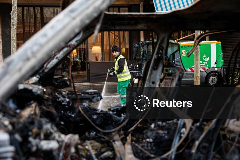 France faces aftermath of worst unrest in years