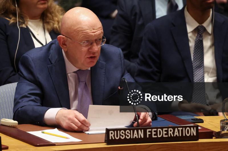 Russia, US veto rival UN Western Sahara resolutions, leaving peacekeeping mission in limbo